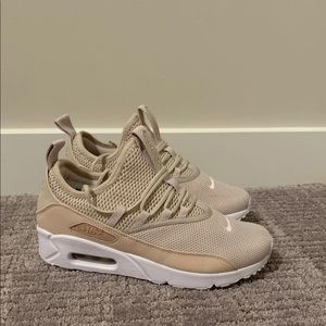 Nike Air Max Sneakers